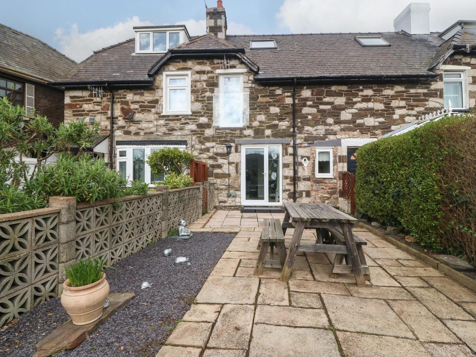 Platform 13 Railway Cottage Llandudno Junction Exteriör bild