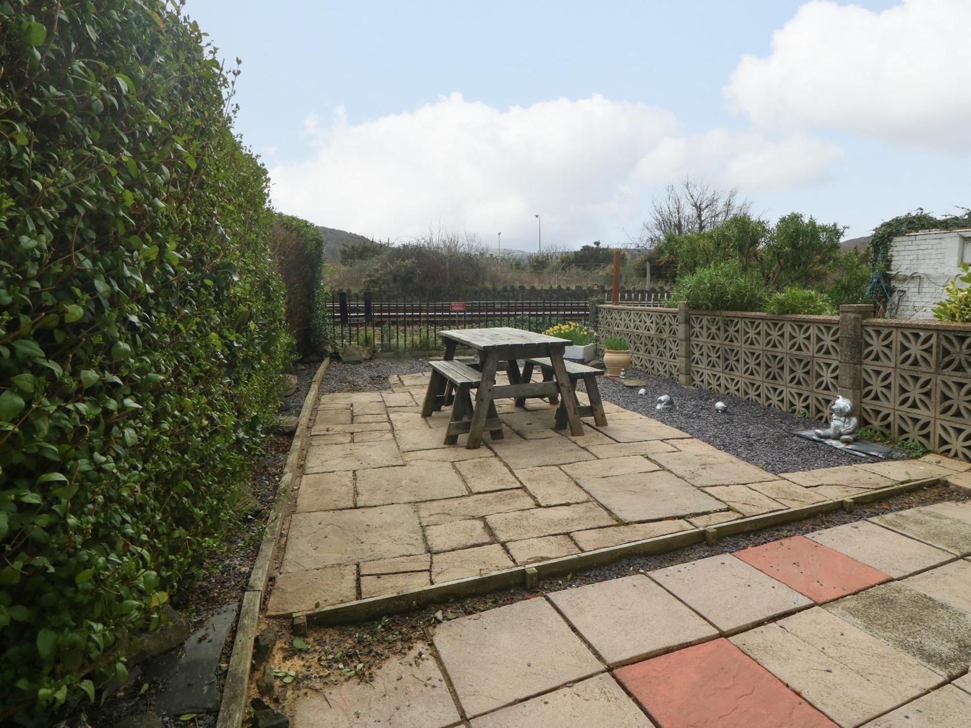Platform 13 Railway Cottage Llandudno Junction Exteriör bild
