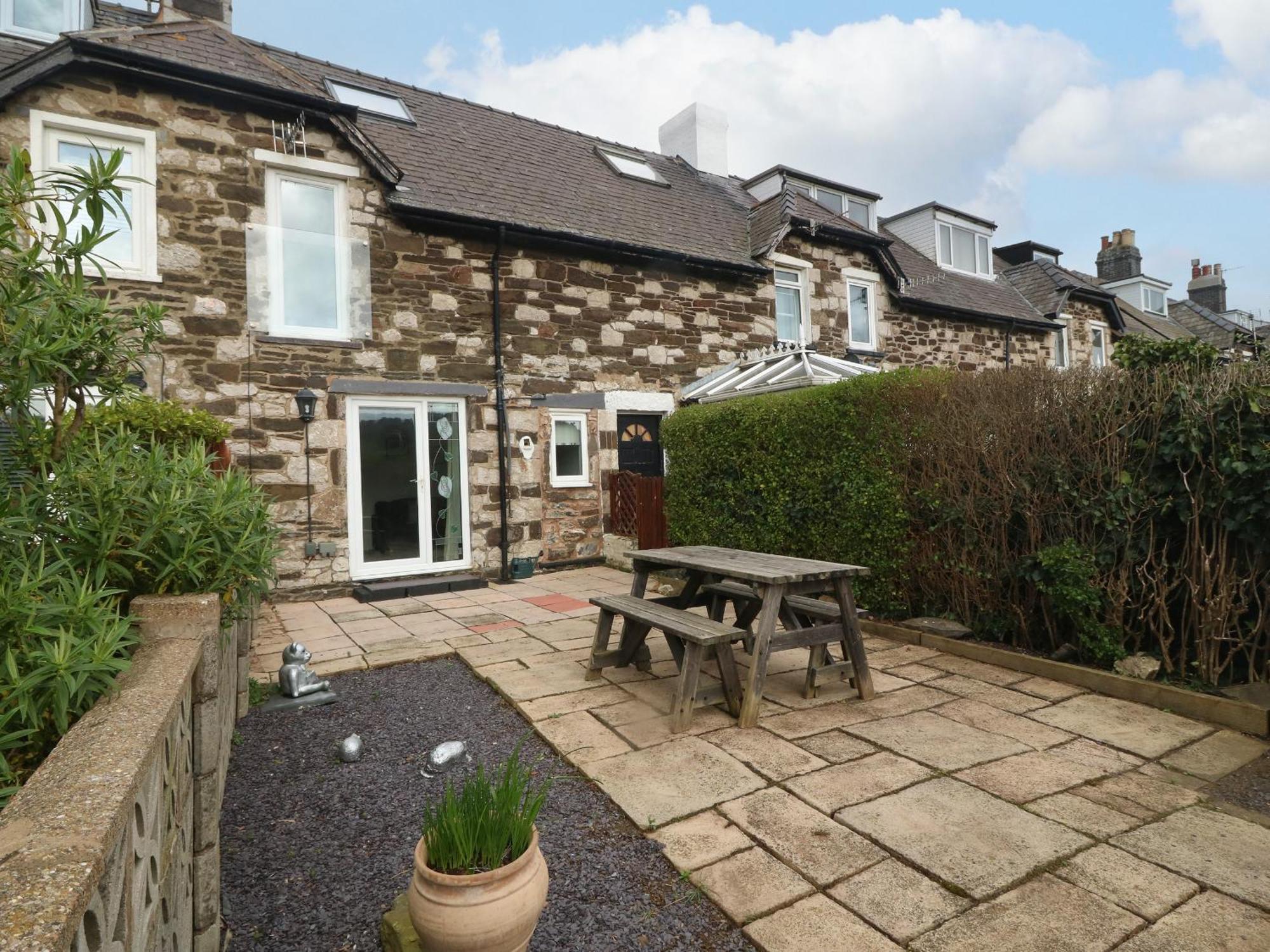 Platform 13 Railway Cottage Llandudno Junction Exteriör bild